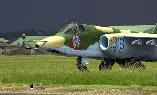 出现在巴黎航展上的 Su-25KM