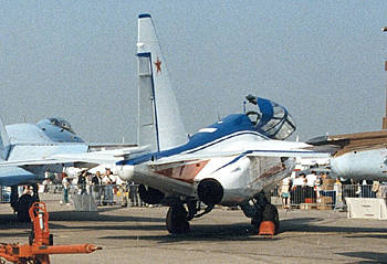 航展上的 Su-25UT